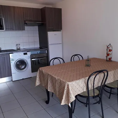 Bel En Résidence Avec Parking Privé Apartamento *