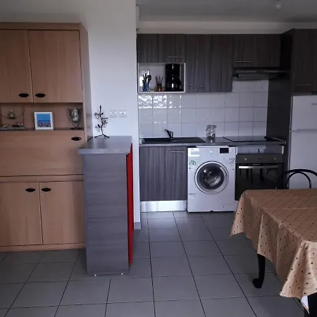 Bel En Résidence Avec Parking Privé Apartamento